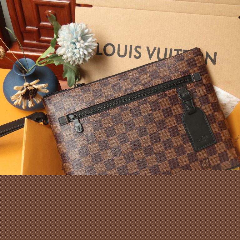 LV Clutch Bags